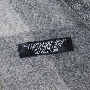 Accessories - Gray Exclusive Cashmere Handmade in Nepal Scarf Accessories - Gray Exclusive Cashmere Handmade in Nepal Scarf